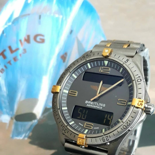 Relogio Breitling Aerospace Titanium E Ouro 40 Mm Digital