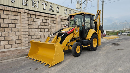 Retroexcavadora Caterpillar 424 2021 $1,300,000.00m.n