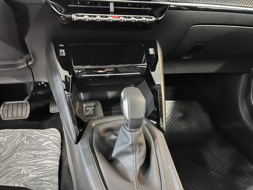 Imagen 20 de 25 de Peugeot 208 Allure Pack 1,6 Tiptronic 0km - Mk