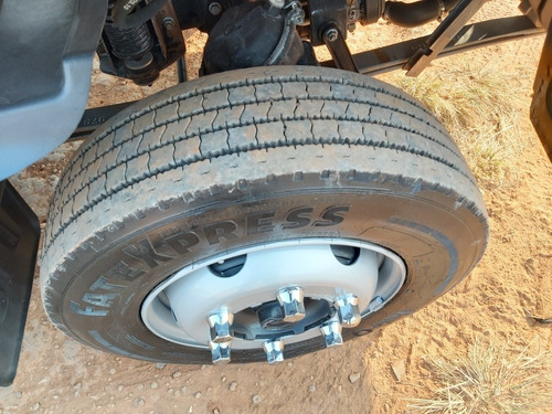 Mb 815 Ano:2013 Bau Completo Ar Gelando