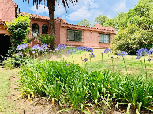 Casa En Venta En Villa Allende. Una Casa Con Historia, Vista A Las Sierras Cordobesas