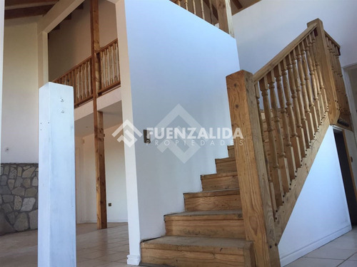 Casa En Venta De 4d 3b Las Gaviotas