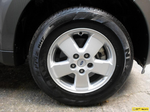 Imagen 19 de 25 de Ford Escape Xlt