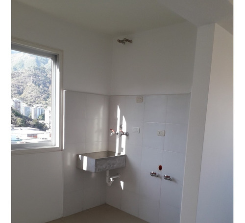 Imagen 5 de 9 de Vendo Apartamento 98m2 3h/2b/2p La Urbina 6502