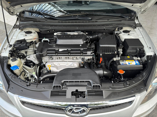 Hyundai I30 CW 2.0 MPFI GLS 16V GASOLINA 4P AUTOMÁTICO