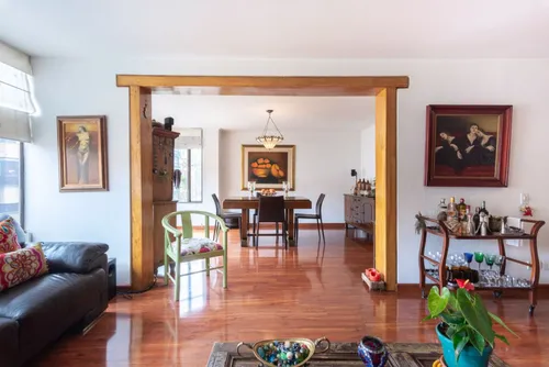 Apartamento En Venta En El Chicó. Cod V3997