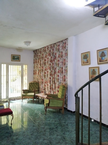 Vendo Casa De 350 M2 - Ref. 55.000 San Antonio De Los Altos
