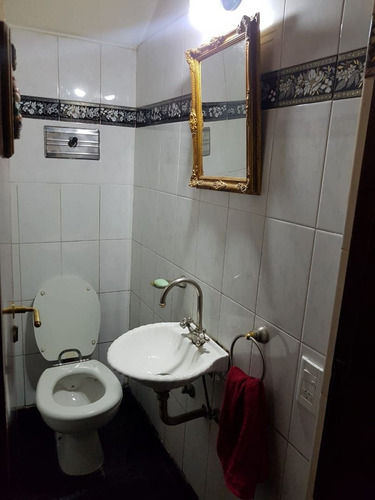 Casa En Venta En Parque Avellaneda