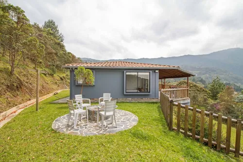 Casa En Arriendo En Vereda La Miel. Cod A22445