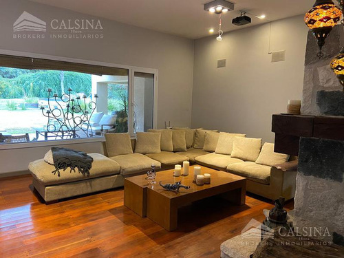 Casa En Venta Lomas De La Carolina