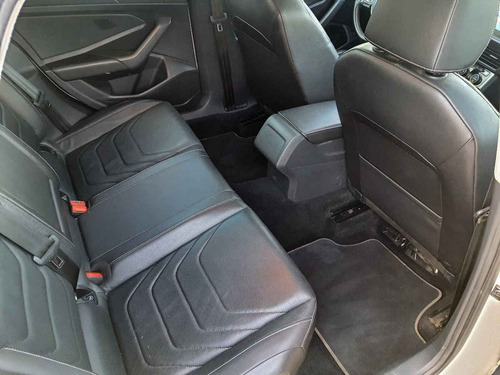 Imagen 12 de 15 de Volkswagen Jetta 2019 4p Highline L4/1.4/t Aut