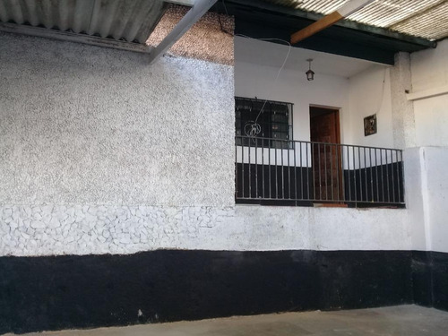 Imagem 1 de 24 de Casa Com 2 Dormitórios, 2 Salões Nos Fundos Para Alugar, 140 M² Por R$ 3.000/mês - Jardim Taboão - São Paulo/sp. Confira! - Ca0308