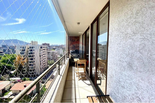 Pocuro - Moderno Y Luminoso Departamento