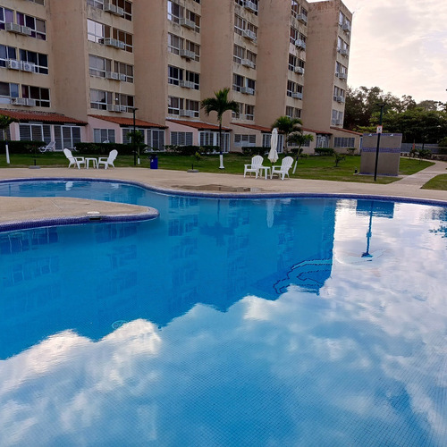 Vendo Apartamento Playa El Agua Sal 1, Higuerote. Brión Miranda. Negociable.