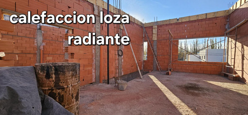Ph Dúplex Con Cochera Descubierta En B° Perticone Centenario.