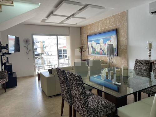 Casa En Alquiler C. R Casas Bote B