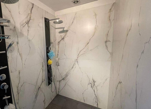 Casa En Venta - 4 Dormitorios 5 Baños - Morón