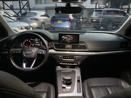 Audi Q5 2.0 TFSI QUATTRO BLACK LINE TP 2000CC T CT TC