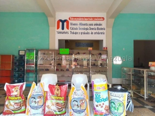 Imagen 15 de 30 de Local Comercial En Venta Centro De Bocono, Amplio Y Con Uso Para Cualquier Emprendimiento. Alto Transito! Para Mas Informacion Comunicate Conmigo 412-1498654 Katty Vasquez. Negociable, Oportunidad Rah