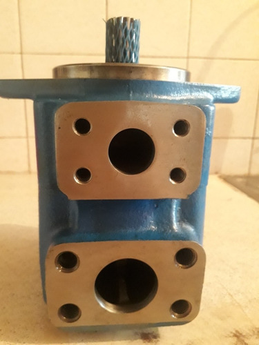 Imagen 2 de 4 de Oferta Bomba Hidraulica Vickers 21 Gal Eje Estriado O Liso
