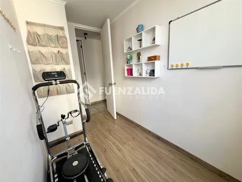 Departamento En Venta De 3 Dorm 2 Bañ 1 E 1 B. Metro Lo Vial