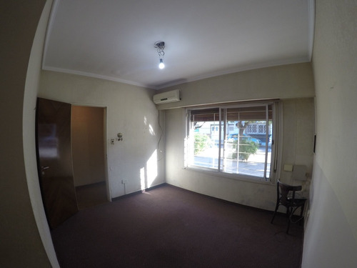 Imagen 4 de 14 de Casa En Venta De 3 Dormitorios En Mataderos