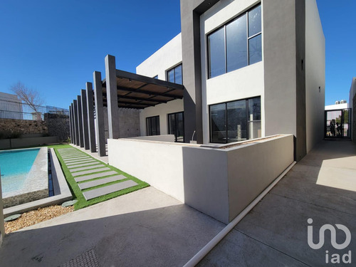Venta Casa 4 Ambientes Misión De Los Lagos