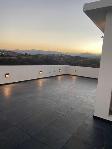 Casa En Venta En Zona Esmeralda