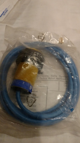 Sensor Capacitivo Turck Bc10-s30-y1x Clasificacion Atx