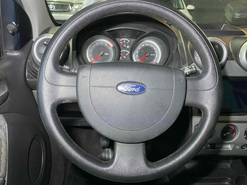 Ford Fiesta 1.6 SE SEDAN 16V FLEX 4P MANUAL