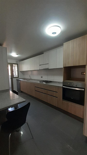 Departamento En Arriendo De 3 Dorm. En Las Condes