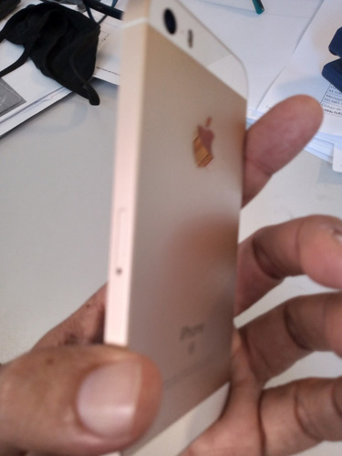 iPhone SE Rose 16gb