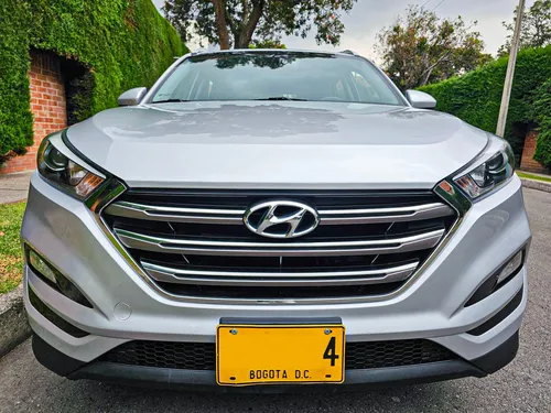 Hyundai Tucson GL PREMIUM 2.0L AT 2AB ABS 4X2 FE