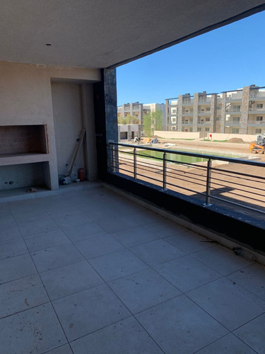 Imagen 2 de 10 de Venta - Depto 2 Ambientes Con Cochera En Ayres De Canning