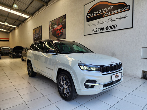 Jeep Commander 2.0 Overland 4x4 Aut. 5p