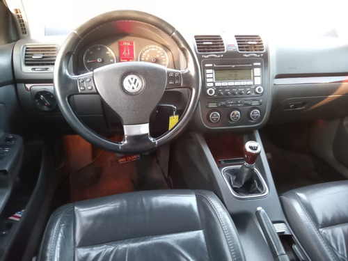 Imagen 5 de 9 de Volkswagen Vento 1.9 Td Luxury