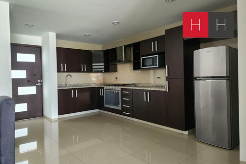 Departamento En Venta En La Carcaña