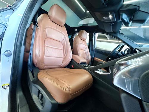 Jaguar E-Pace 2.0 16V P300 GASOLINA R-DYNAMIC SE AWD AUTOMÁTICO