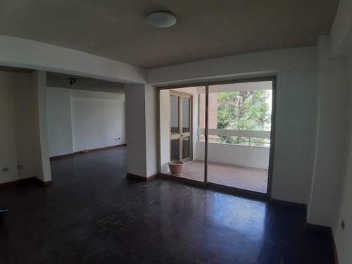 Imagen 2 de 14 de Venta De Apartamento En Los Naranjos Del Cafetal 20-7722