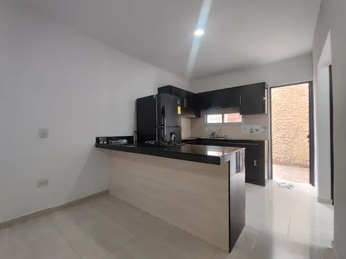 Casa En Venta En Lomitas Del Trapiche. Cod V30753