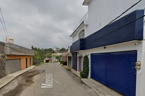 Aproveche Gran Oportunidad, Casa De Remate Bancario En Calle Morelos, Ocotepec, Cuernavaca, Morelos.