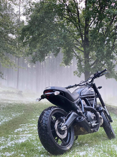 Ducati Scrambler Icon 800