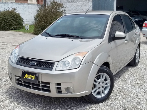 Ford Fiesta Max 1.6 4p Edge Plus 2008