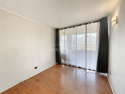 Departamento En Arriendo De 3 Dorm 3 B 2 E 1 Bod. Las Condes