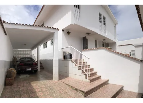 Casa En Venta - El Marqués