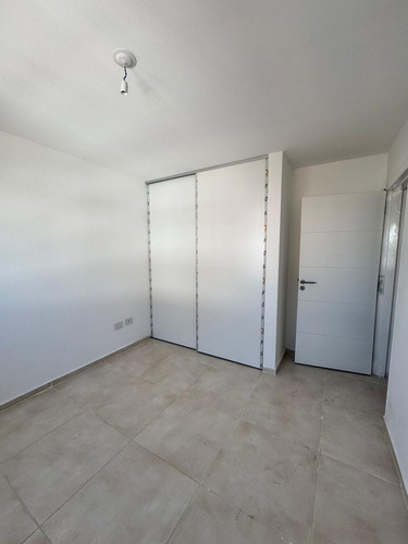 Departamento A Estrenar Frente Con Balcón Y Amenities Sobre Avenida Colón