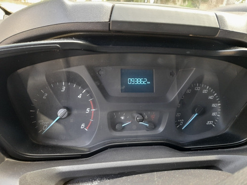 Imagen 2 de 10 de Ford Transit 2015 2.2 Van Corta Techo Bajo Aa Custom Mt