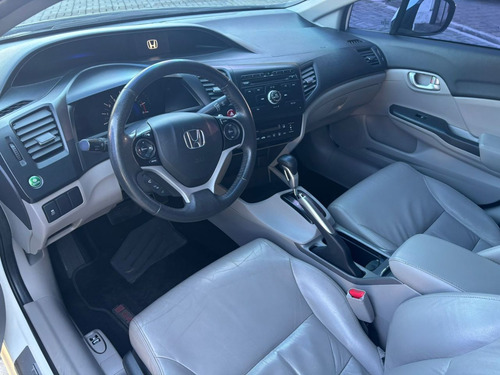 Honda Civic Sedan LXR 2.0 Flexone 16V Aut. 4p