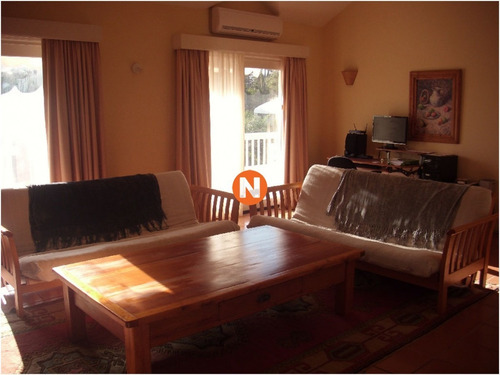 Casa En Venta Y Alquiler, Mansa, Punta Del Este, 5 Dormitorios.- Ref: 205107