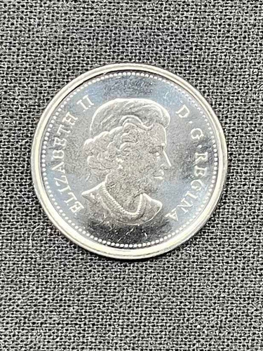 Imagen 3 de 4 de Canada - 25 Cents - Año 2011 - Km 1169 - Halcon Estilizado